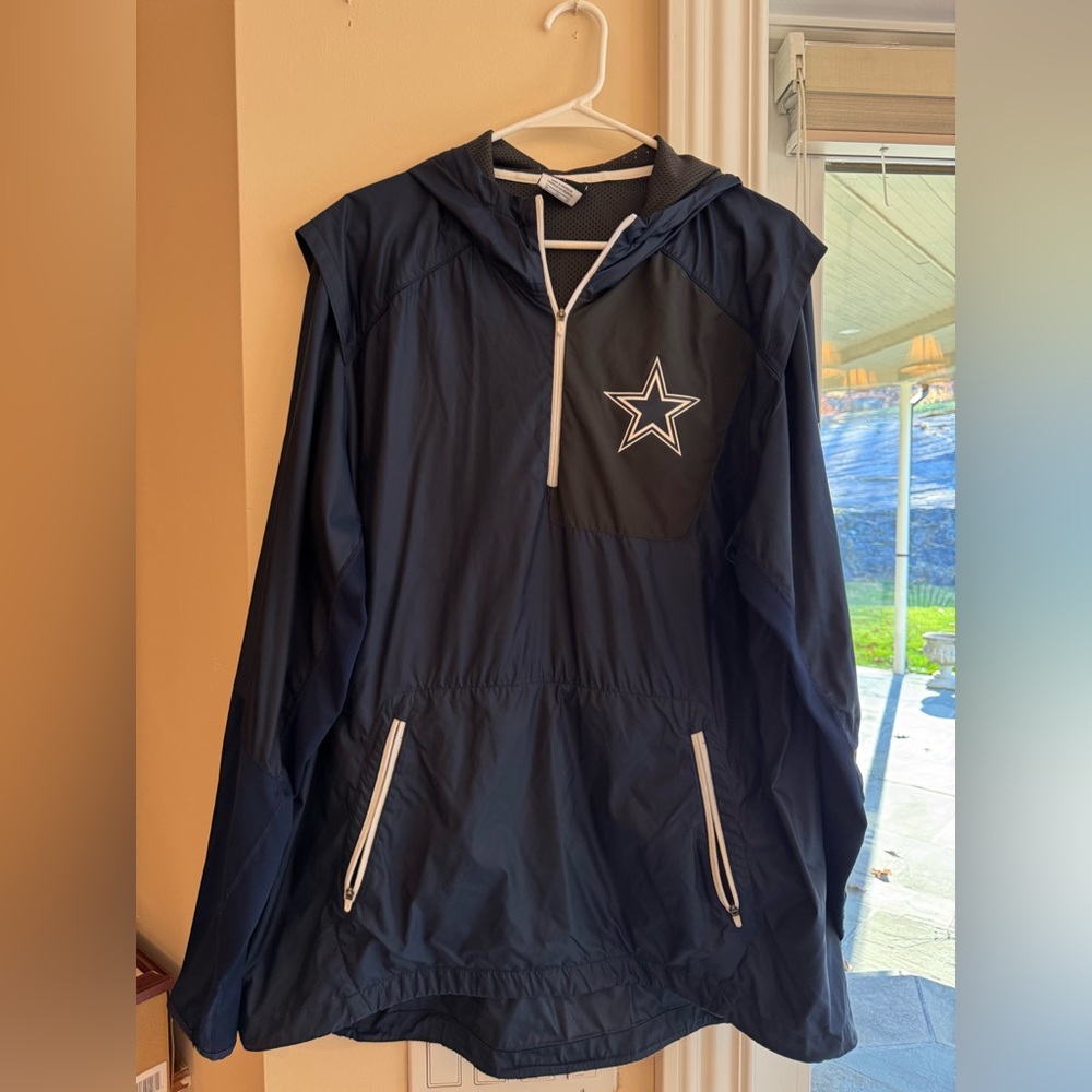 Dallas Cowboys Windbreaker